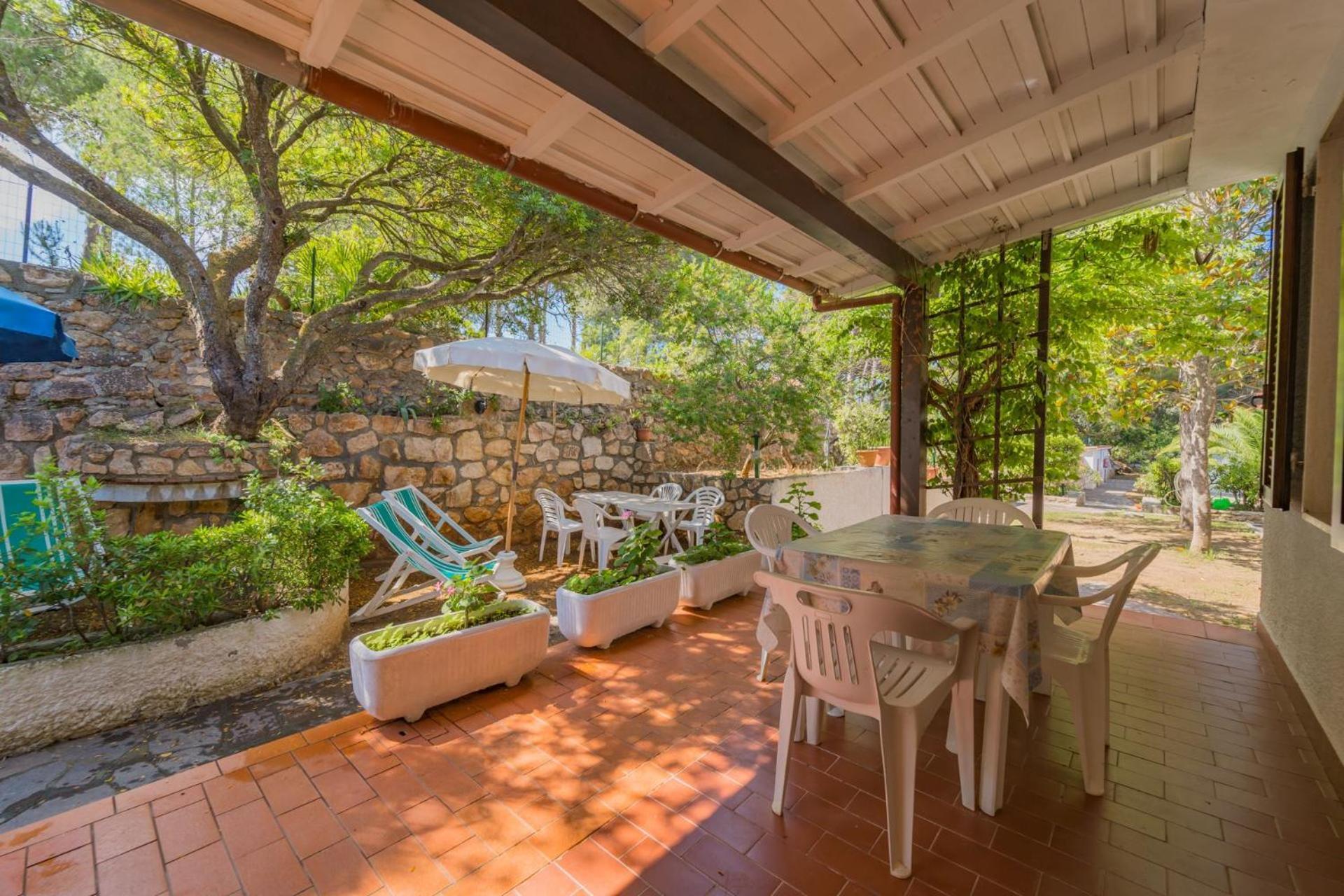 Residence Baia Delle Grazie Casa Morcone Rum bild